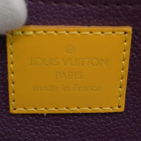 Like 🆕 Louis Vuitton Pouch Dauphine PM Epi Leather in Yellow - Preloved - Picture 14 of 16